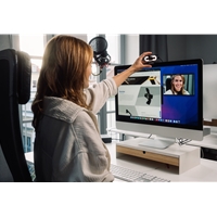 Verbatim AWC-02 Full HD 1080p Autofocus Webcam with Microphone and Light - Image 4
